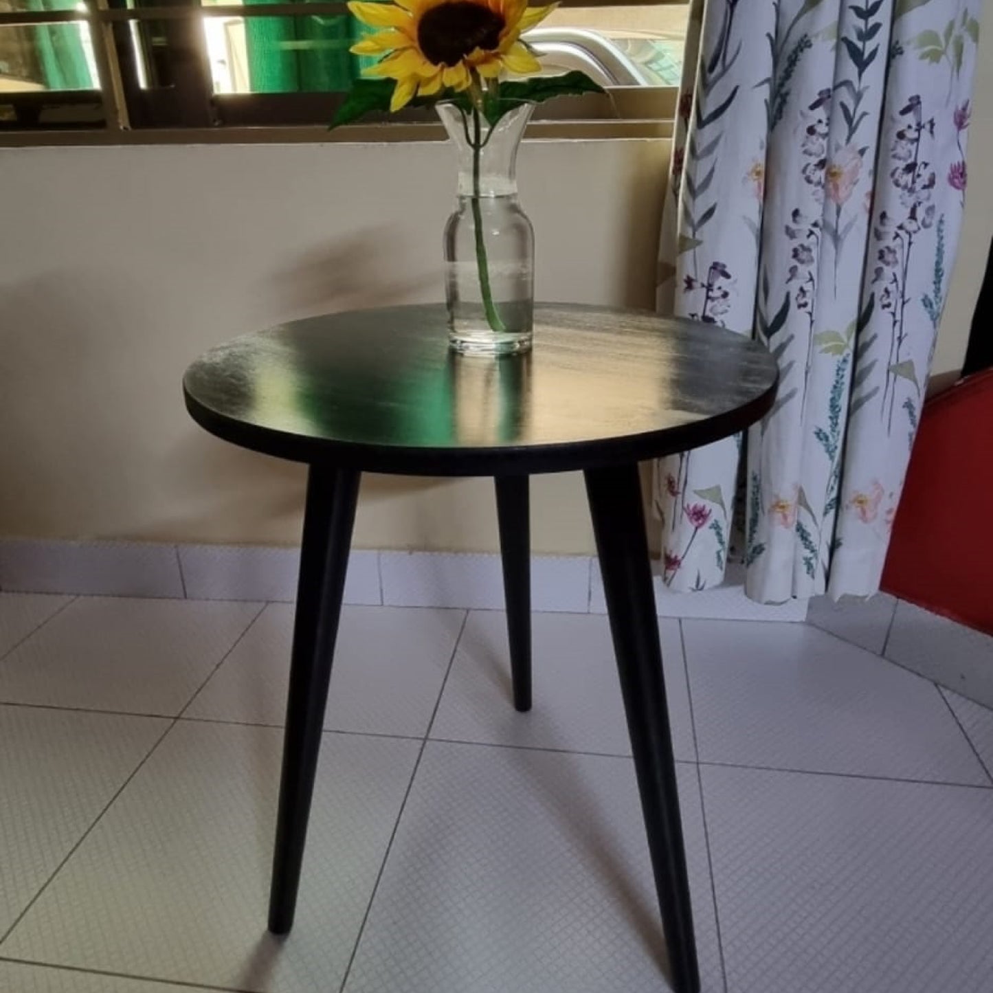 Side Table-Wooden Table-Coffee Table (Folding table with screwable legs)
