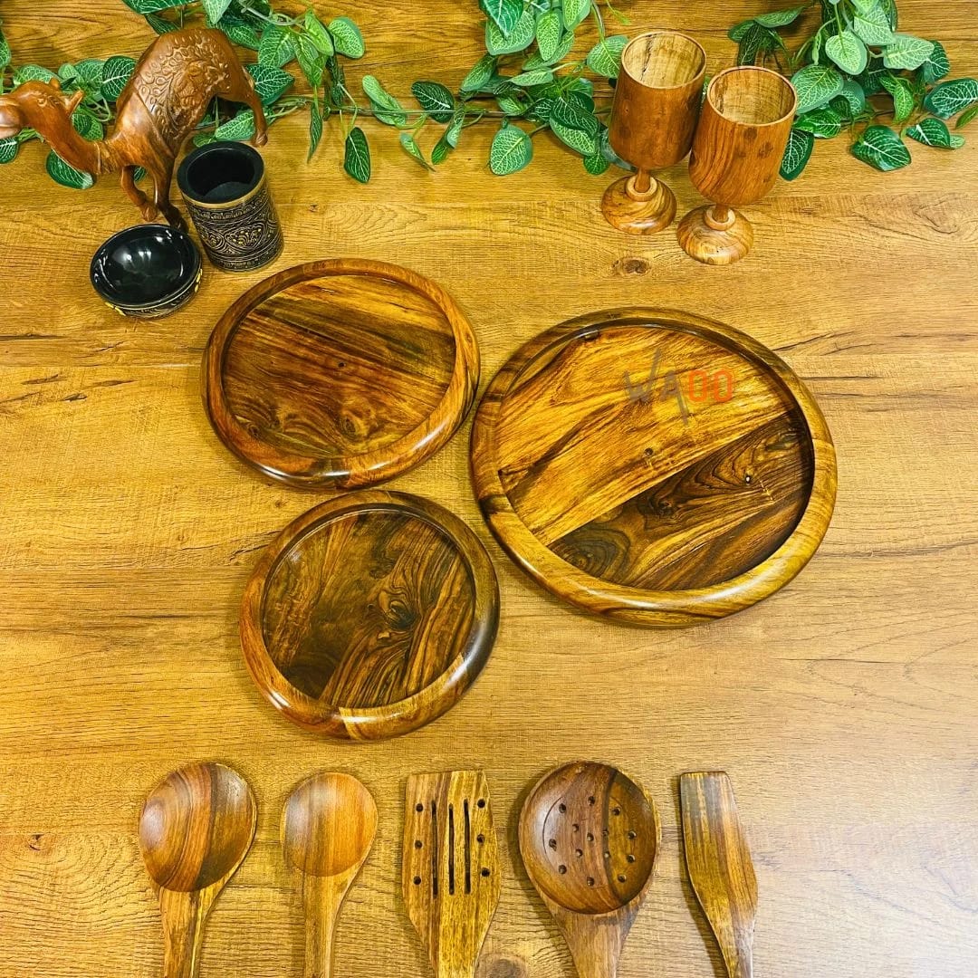 Pure Sheesham wood handmade plate set of 3 (Brown)