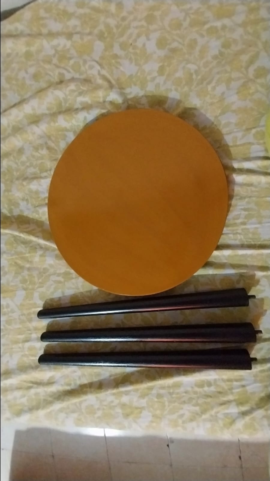 Side Table-Wooden Table-Coffee Table (Folding table with screwable legs)