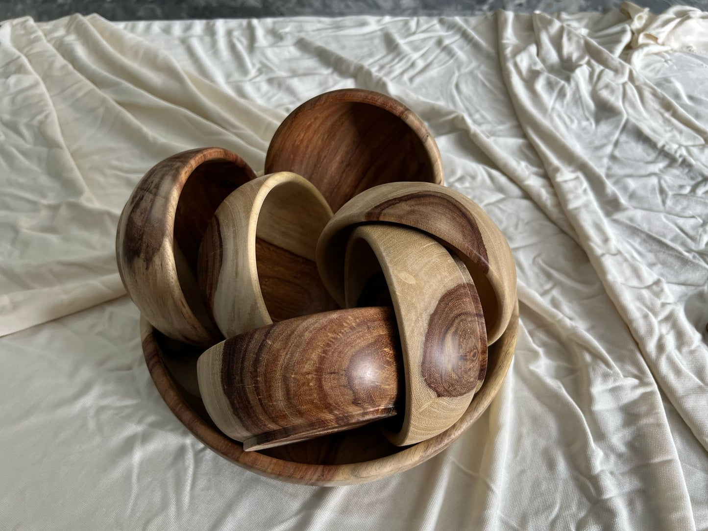 Wooden Bowl Set Of 7 pieces