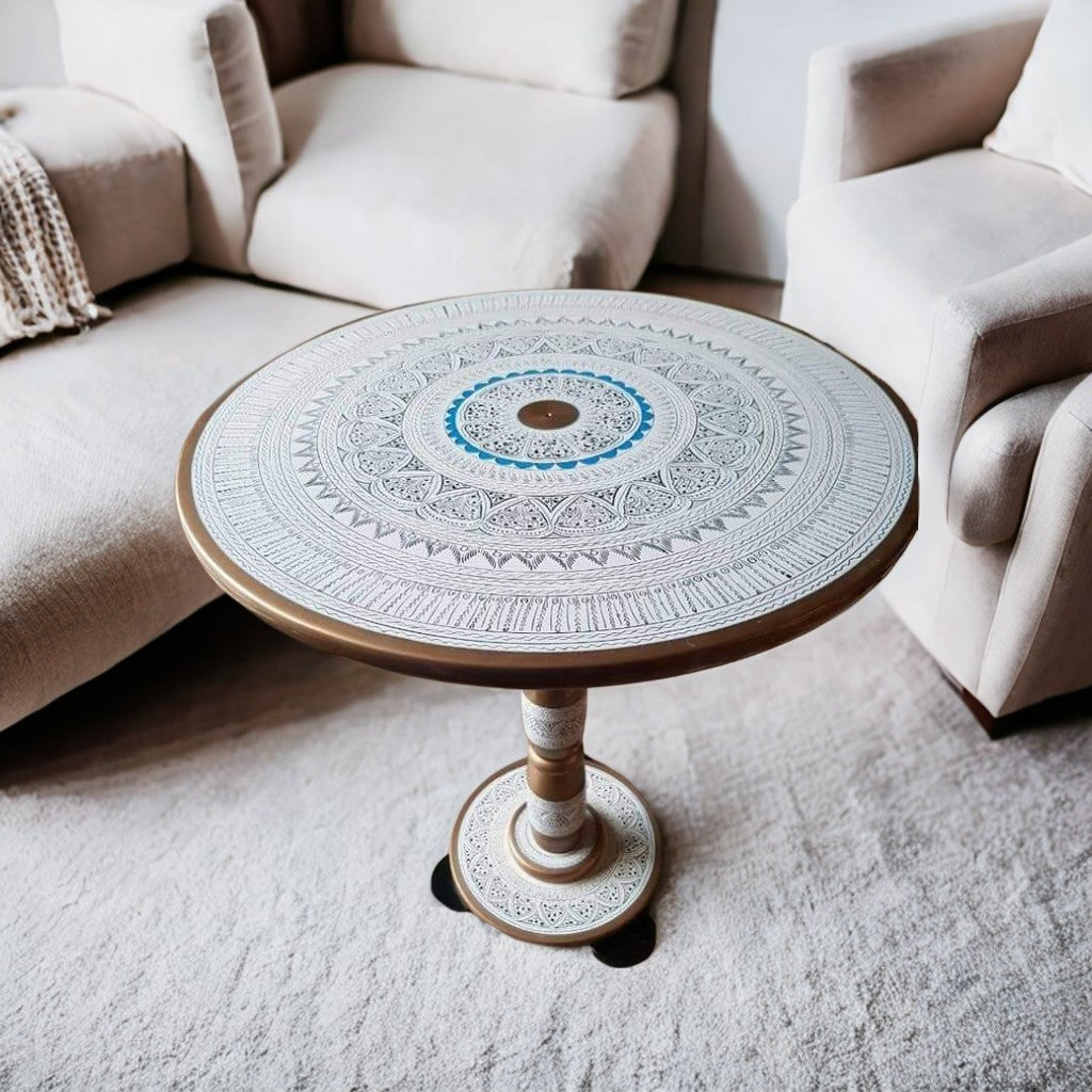 Wooden Coffee Table With Art Work( 18*18) Inche