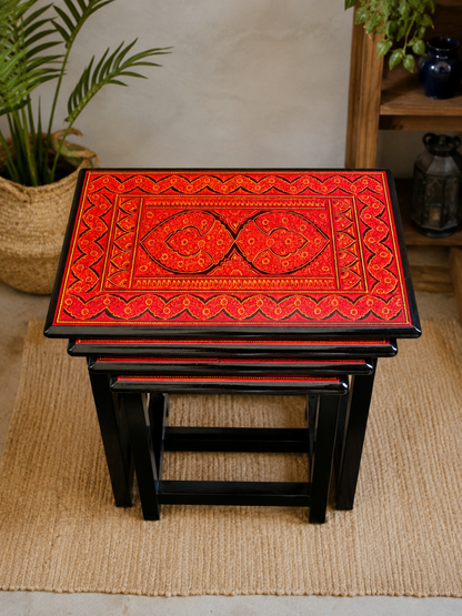 ❤️ Introducing the Exclusive Red Naqshi Art 4-Piece Nesting Table Set ✨