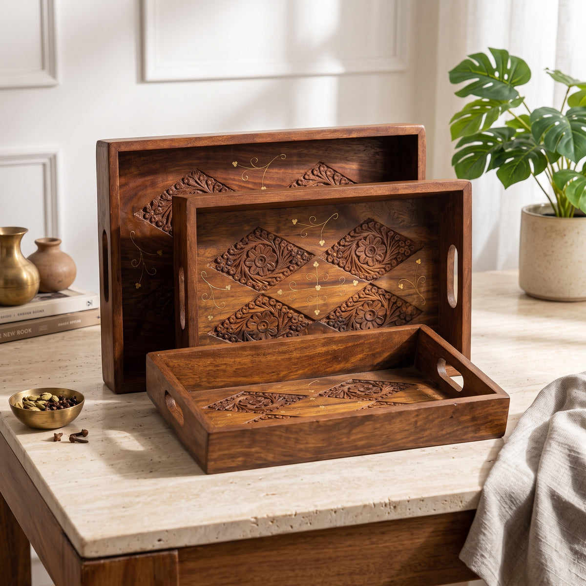Beautiful Solid Sheesham wooden handmade Wooden Tray Set ( small 11, medium 13,Large 14 Inches)