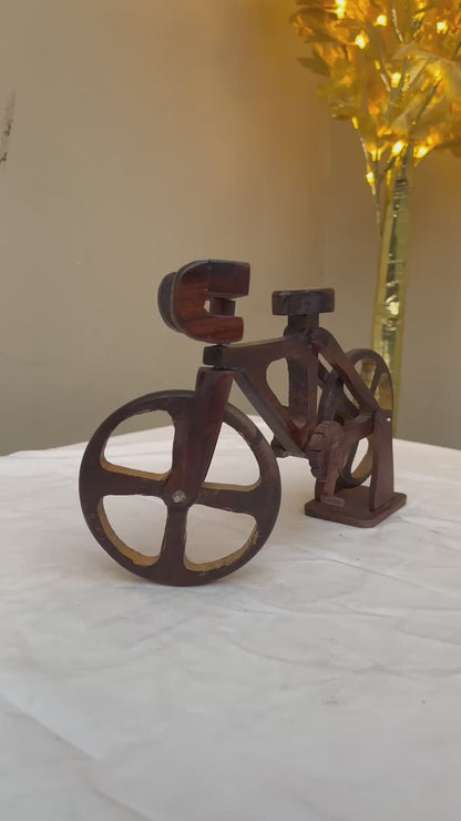 Handcrafted Pure Sheesham Wood Antique Cycle Model 10*7