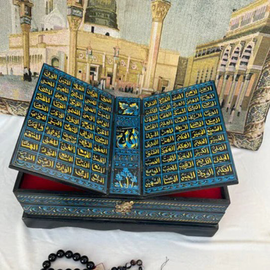 Wooden Quran Holder With Beautiful Handwork Art